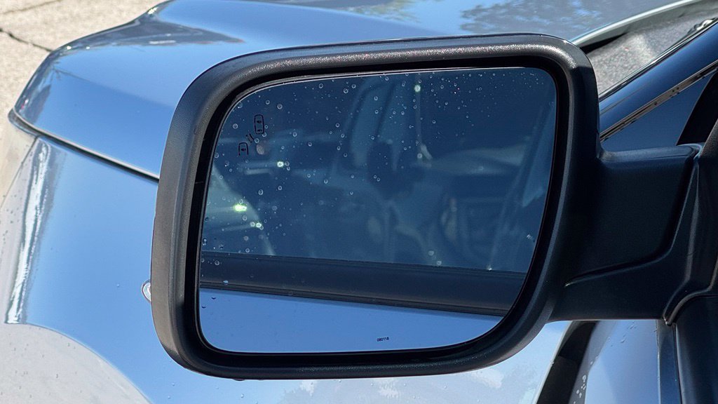 Used 2018 Ford Explorer Sport w/ Ford Safe & Smart Package AWD/4WD image 21