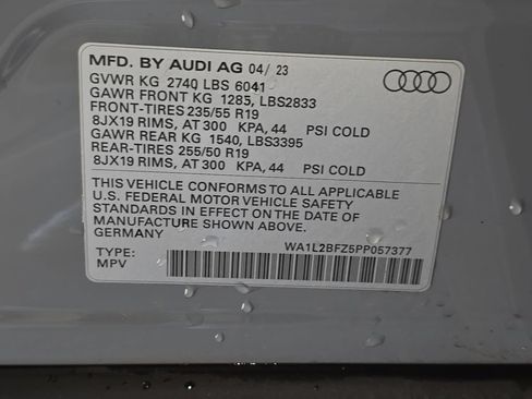 Used 2023 Audi Q4 e-tron Premium Plus AWD/4WD image 34