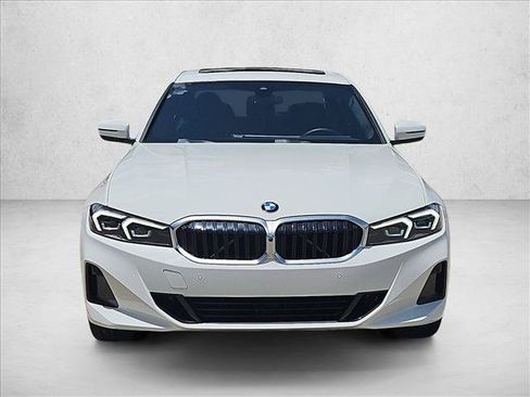 Used 2023 BMW 330i Sedan w/ Parking Assistance Package RWD image 2