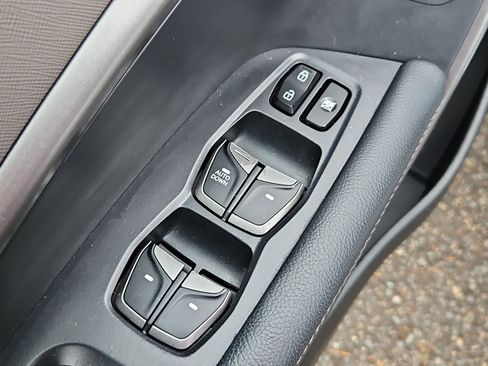 Used 2018 Hyundai Santa Fe Sport image 10