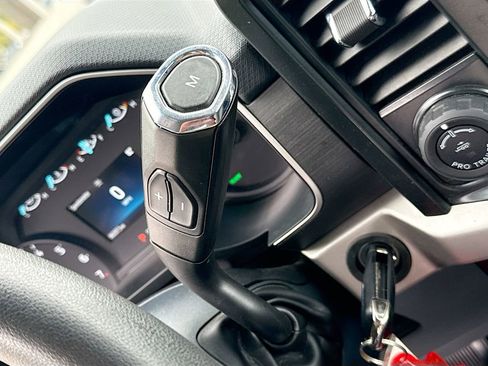 Used 2022 Ford F150 XL w/ Equipment Group 101A High AWD/4WD image 17