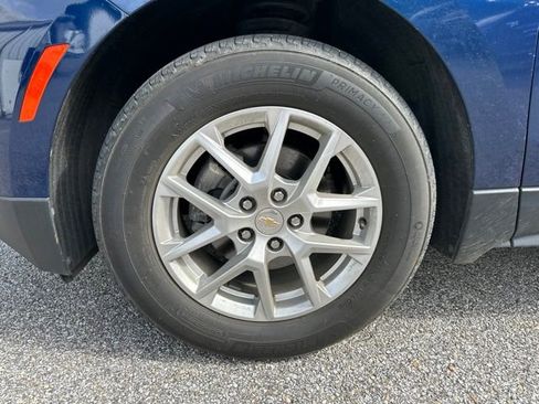 Used 2022 Chevrolet Equinox LT FWD image 9
