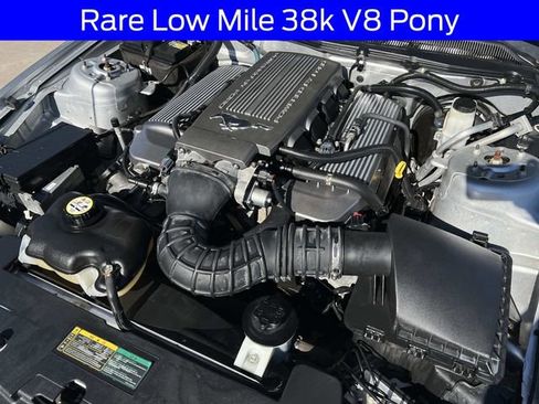 Used 2009 Ford Mustang GT image 25