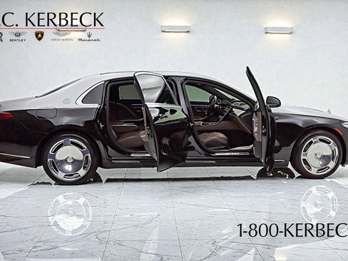 Used 2024 Mercedes-Benz Maybach S 580 4MATIC image 23