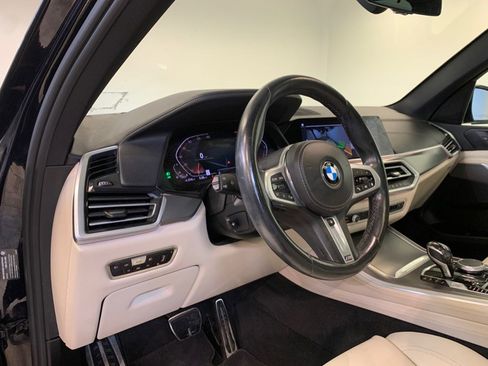 Used 2020 BMW X5 xDrive40i w/ M Sport Package AWD/4WD image 15