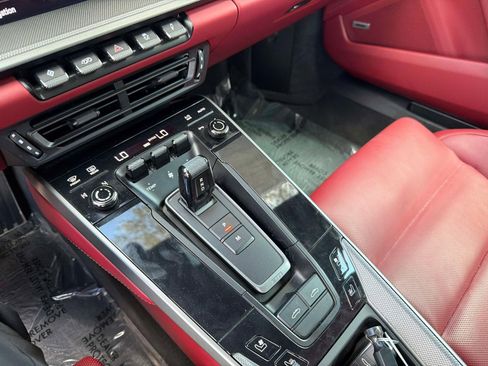 Used 2023 Porsche 911 Targa 4S AWD/4WD image 79