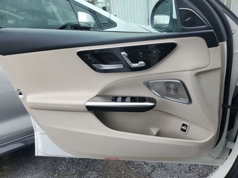 Used 2023 Mercedes-Benz C 300 Sedan image 28