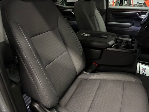 Used 2024 Chevrolet Silverado 1500 LT image 18