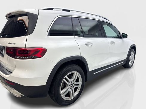 Used 2023 Mercedes-Benz GLB 250 4MATIC image 13