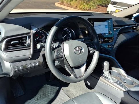 Used 2023 Toyota Camry SE image 20