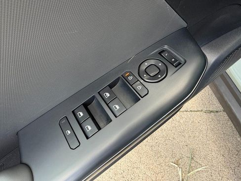 Used 2025 Kia K4 FWD image 21