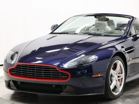 Used 2016 Aston Martin V8 Vantage GT RWD image 99