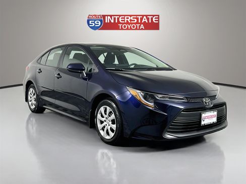 Used 2026 Toyota Corolla LE FWD image 1