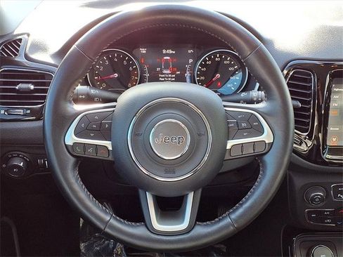 Used 2019 Jeep Compass Limited w/ Safety & Security Group image 11