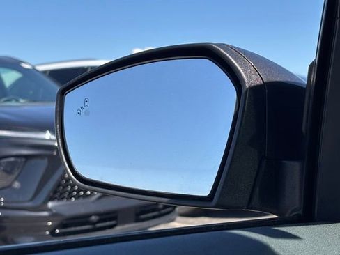 Used 2017 Ford Escape Titanium FWD image 29