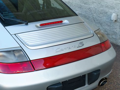 Used 2003 Porsche 911 GT3 RS image 48