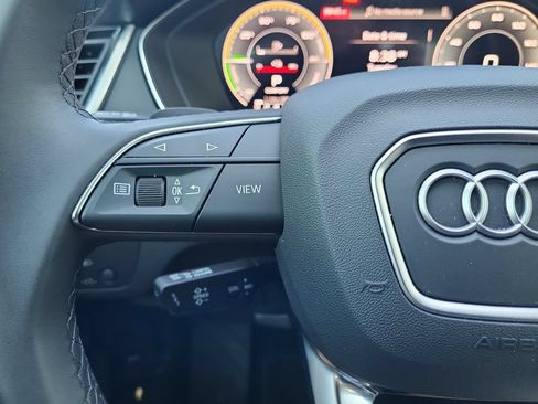 Used 2024 Audi Q5 e Premium w/ Convenience Package AWD/4WD image 17