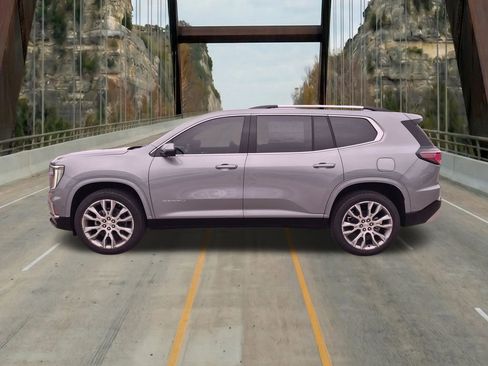 New 2026 GMC Acadia Denali AWD/4WD image 5