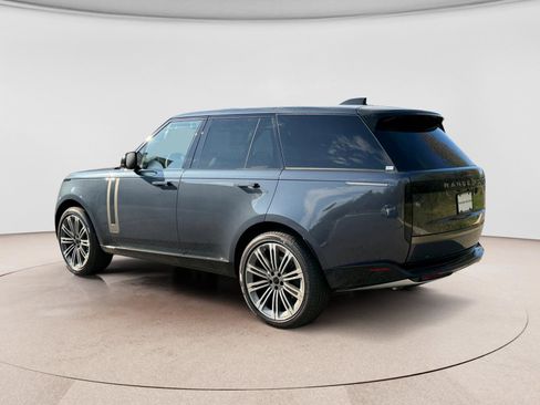 New 2026 Land Rover Range Rover SE AWD/4WD image 3