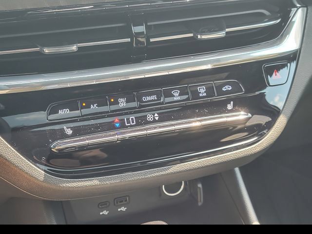 New 2026 Buick Envista Sport Touring FWD image 11