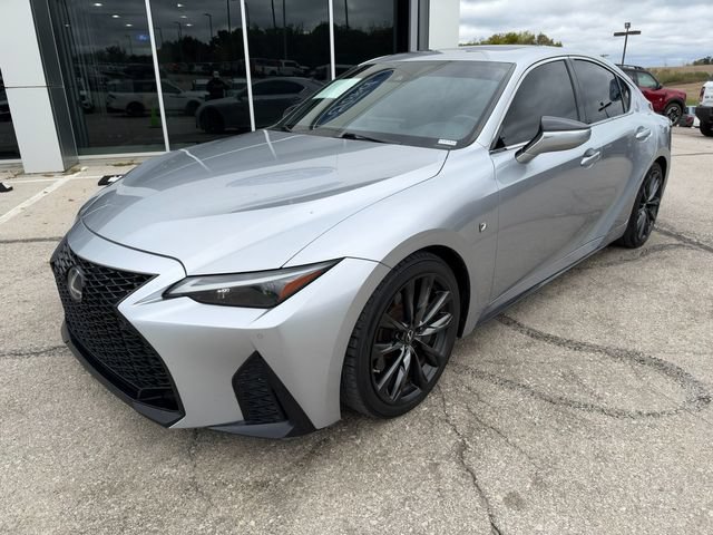 Used 2021 Lexus IS 350 F Sport RWD image 3