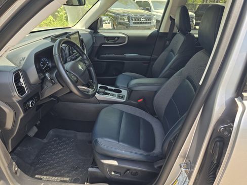 Used 2023 Ford Bronco Sport Outer Banks w/ Tech Package AWD/4WD image 12