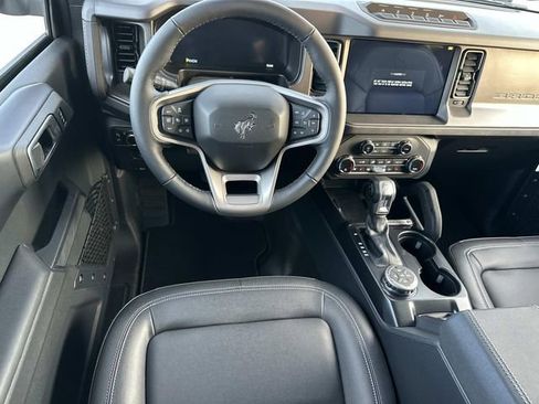 New 2025 Ford Bronco Badlands image 24