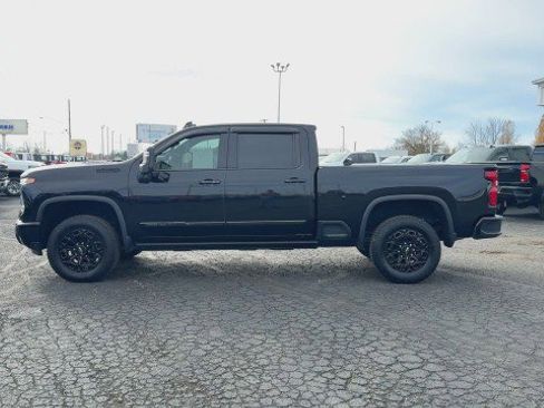 Certified 2024 Chevrolet Silverado 3500 High Country w/ High Country Premium Package image 5