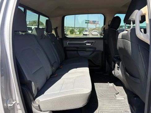 Used 2019 RAM 1500 Big Horn AWD/4WD image 17