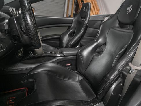 Used 2012 Ferrari California image 4