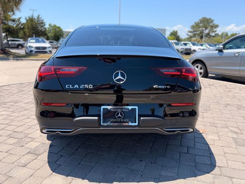 Certified 2025 Mercedes-Benz CLA 250 4MATIC image 10