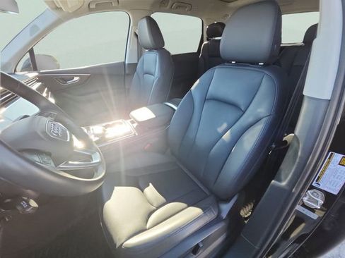 Used 2023 Audi Q7 3.0T Premium Plus image 12