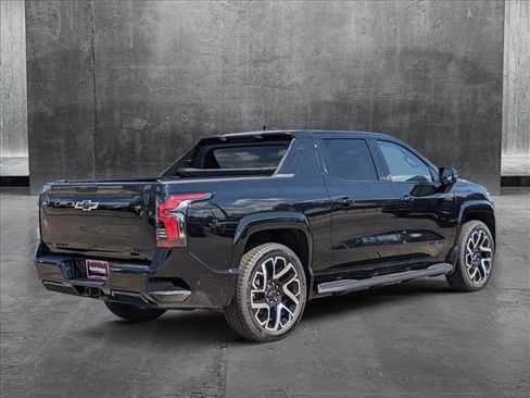 New 2024 Chevrolet Silverado EV RST image 2