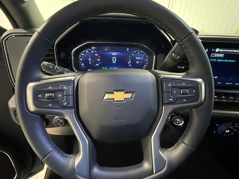 Used 2026 Chevrolet Silverado 1500 LT image 30