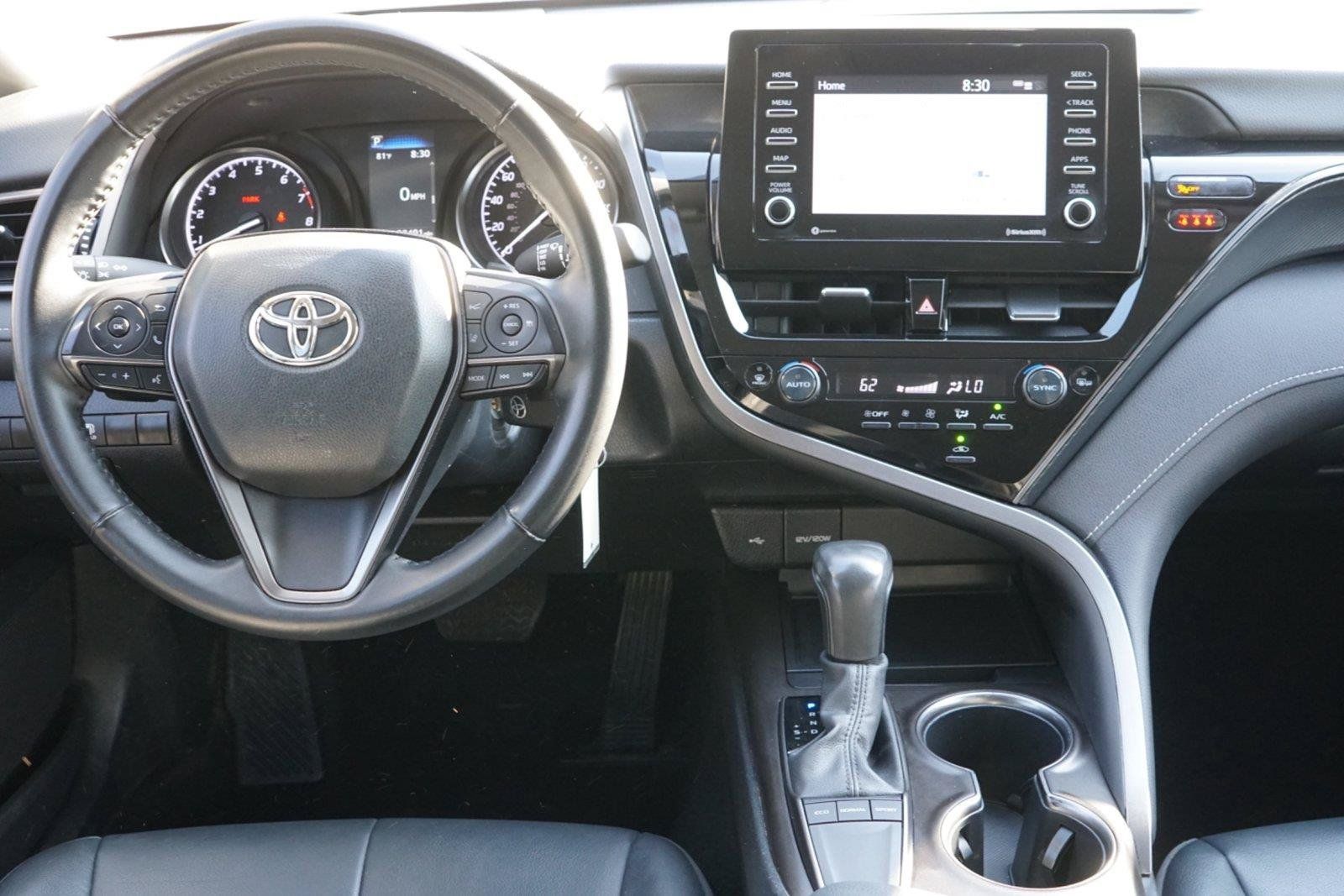 Used 2024 Toyota Camry SE FWD image 25