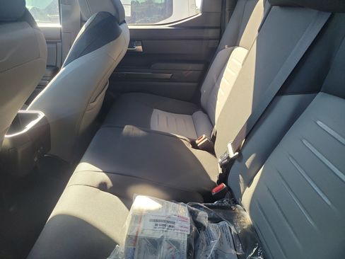 Used 2025 Toyota Tacoma 4x4 Double Cab Hybrid image 6