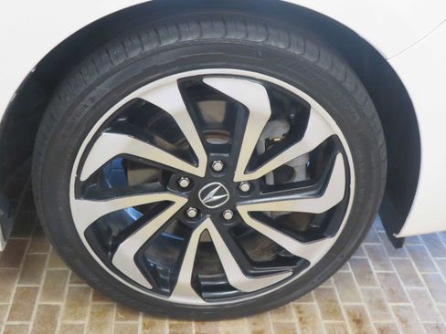 Used 2016 Acura ILX FWD image 10