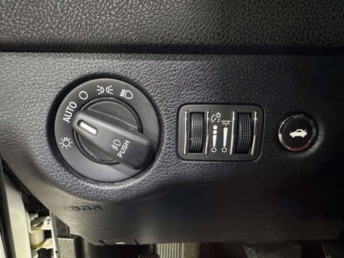 Used 2017 Dodge Charger SXT w/ AWD Plus Group image 48