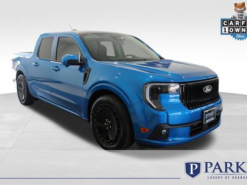 Used 2025 Ford Maverick Lobo AWD/4WD image 1