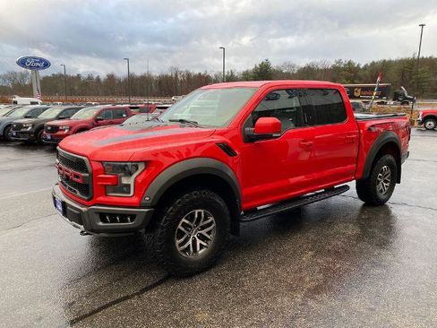 Certified 2018 Ford F150 Raptor w/ Equipment Group 802A Luxury image 3