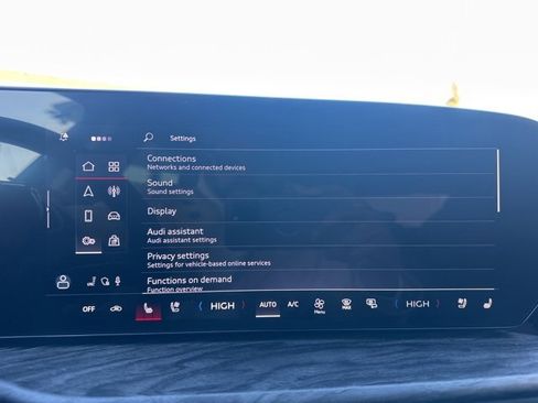 New 2025 Audi Q5 Premium Plus image 25