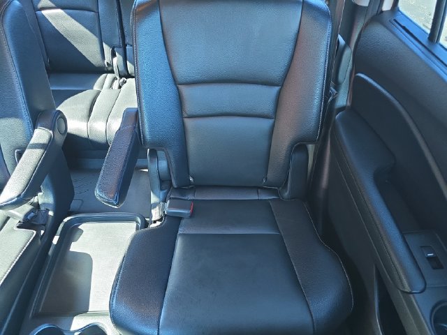 Used 2019 Honda Pilot Touring image 18
