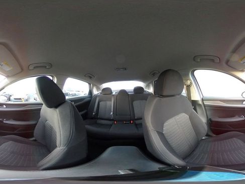 Used 2025 Kia K5 LXS image 42