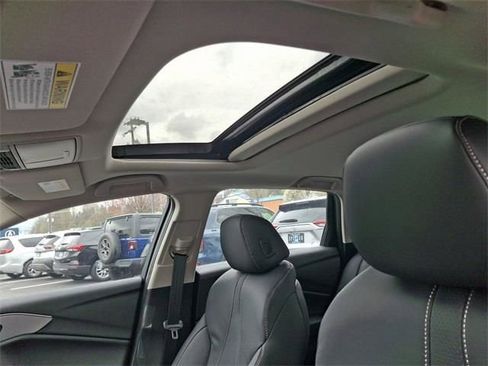 Used 2025 Acura TLX w/ Technology Package image 23