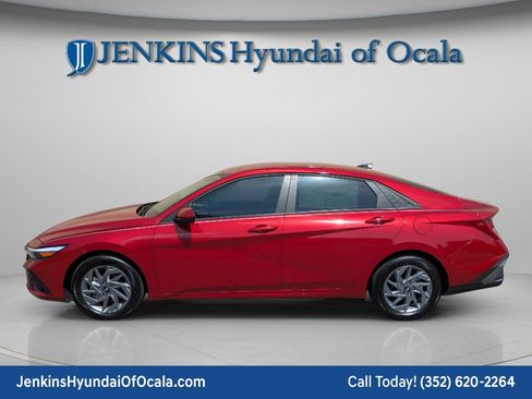 New 2026 Hyundai Elantra Blue image 7