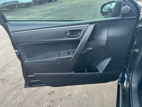 Used 2016 Toyota Corolla L image 10