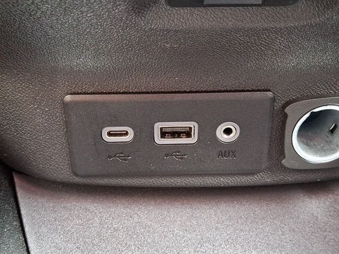 Used 2024 Chevrolet Malibu LT FWD image 24