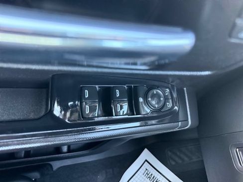 Used 2020 Chevrolet Silverado 1500 Custom Trail Boss w/ Custom Convenience Package AWD/4WD image 12