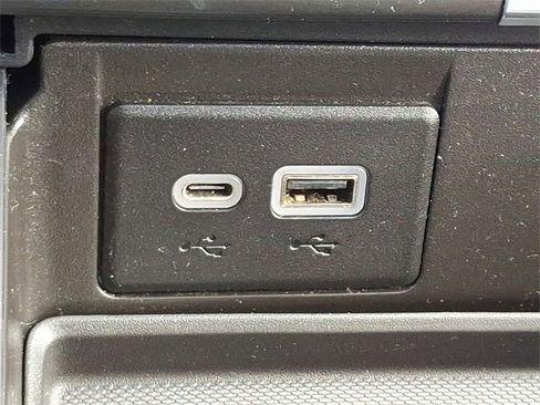 Certified 2022 GMC Yukon XL Denali image 26