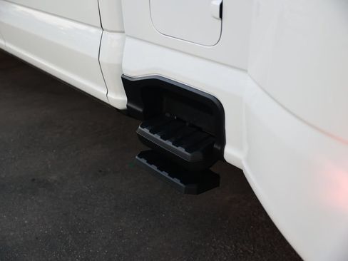 Used 2025 Ford F450 Platinum w/ FX4 Off-Road Package AWD/4WD image 16